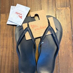 Archies Women's Black Flip Flop Sandals arch support sandals black size 5